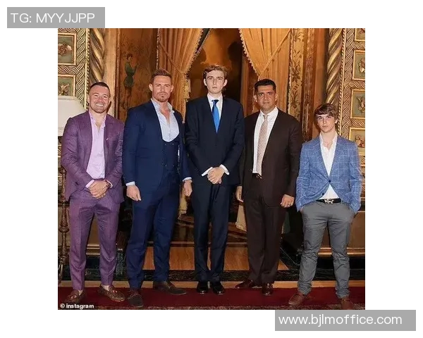 足球明星与网红同框瞬间揭秘社交媒体背后的真实故事与魅力 足球明星与网红同框瞬间揭秘社交媒体背后的真实故事与魅力