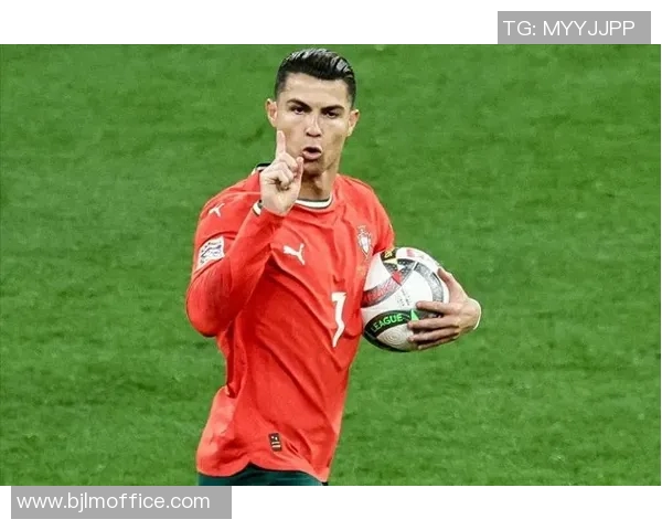 足球明星之子展现超燃天赋引发球迷热议与期待